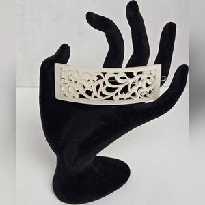 Vntg Lucite White Carved Floral Design Hair Clip 3.25"X1.25"